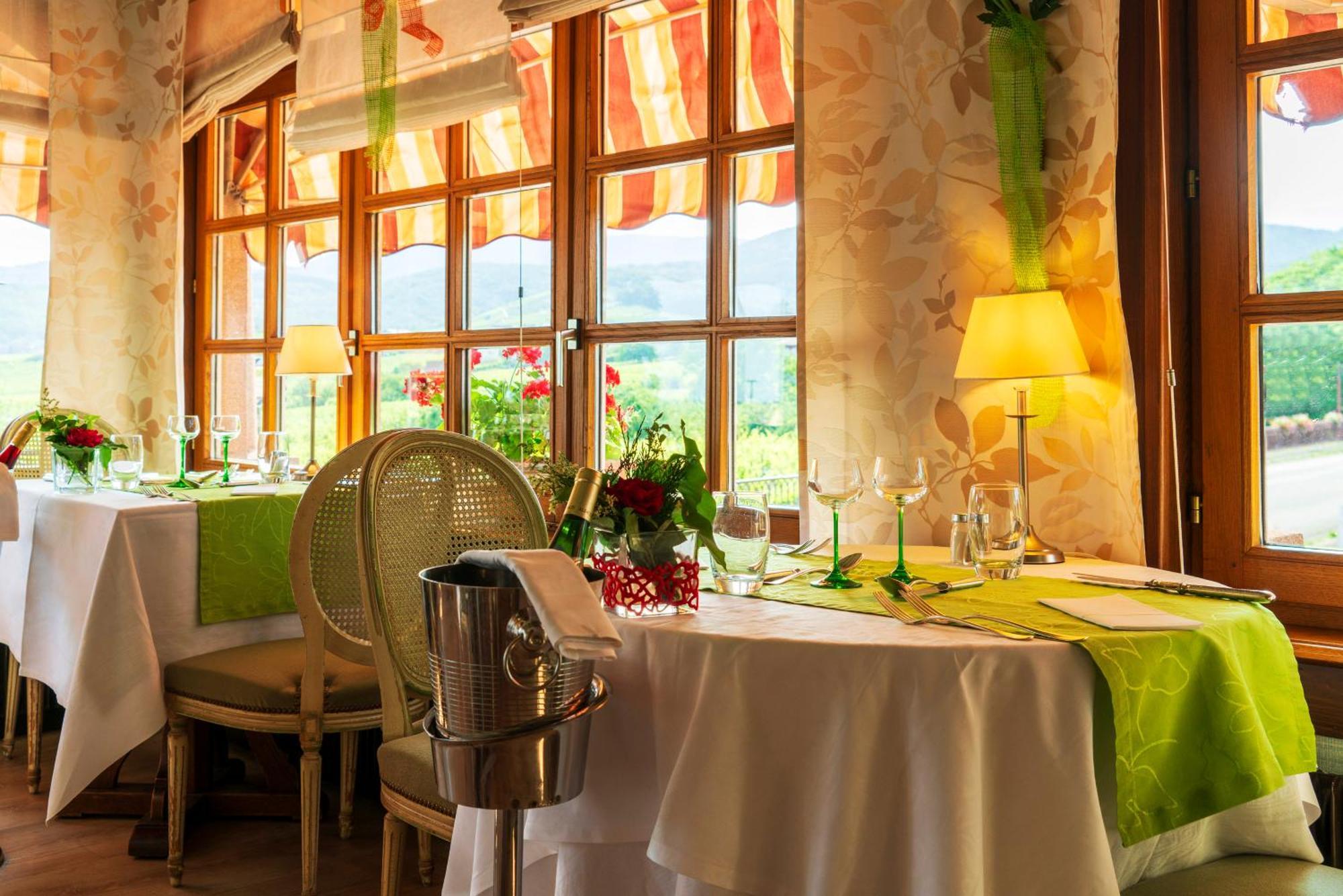 Hotel Munsch Restaurant & Wellness, Colmar Nord - Haut-Koenigsbourg Saint-Hippolyte  Eksteriør bilde